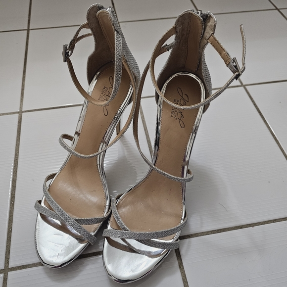 Jewel Badgley Mischka Galen Strappy Zip-Back Platform Sandals, Silver Sz 10 wed - Picture 13 of 13